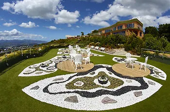 Zenith Boutique Lodge & Spa  Wellington