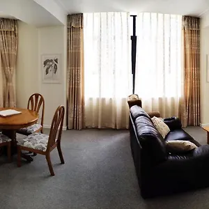  Apartment Cbd